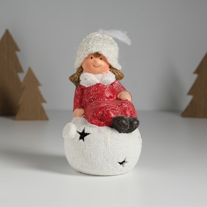 Сувенир керамика свет Сувенир керамика свет "Малышка-ангел в красном, на новогоднем шарике" 12,8х8,5х17 см