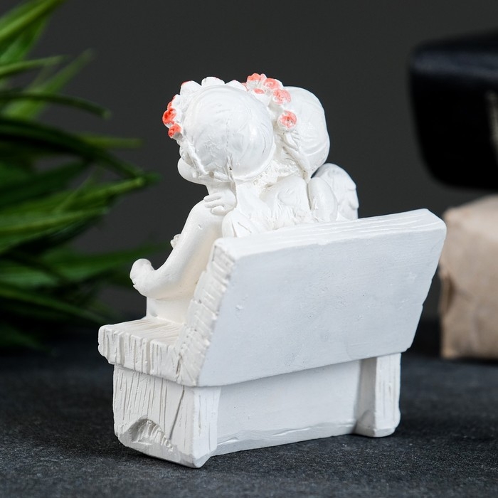 Фигура Фигура "Ангел на скамейке" перламутр, 8х7х5см