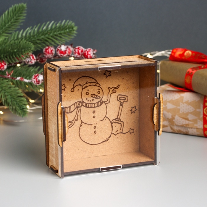 Новогодняя копилка с акрилом  Новогодняя копилка с акрилом "Снеговик" 12х12х4 см