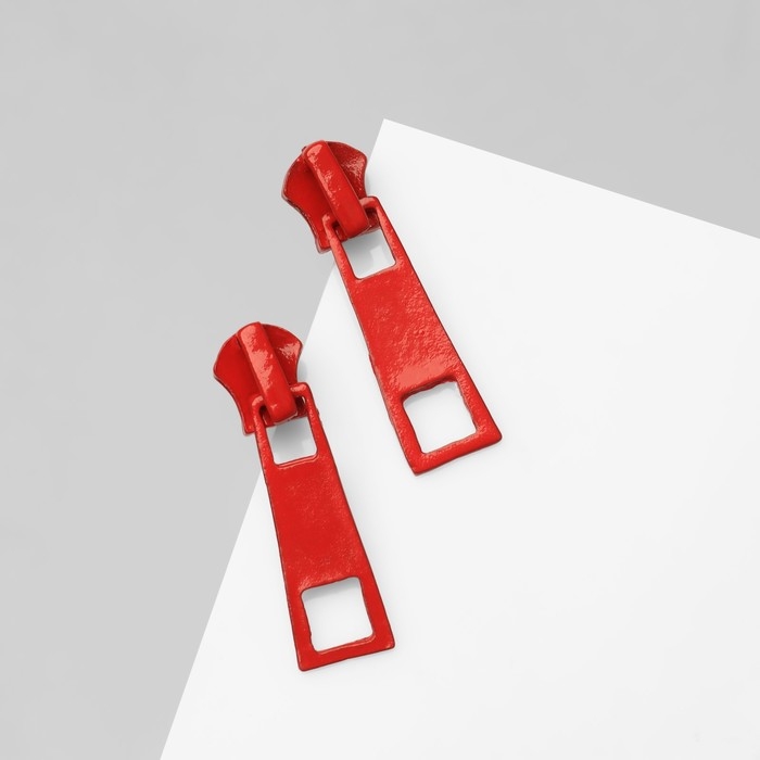 Серьги металл «Молнии», цвет красный Серьги металл «Молнии», цвет красный