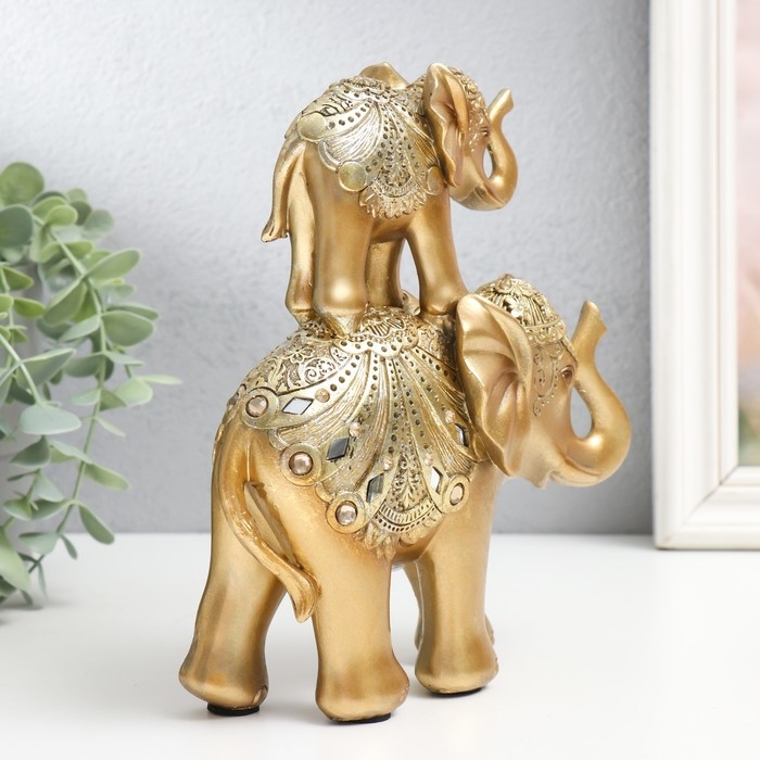 Сувенир полистоун Сувенир полистоун "Золотой слон со слонёнком на спине - цирковая попона" 20х5х16 см