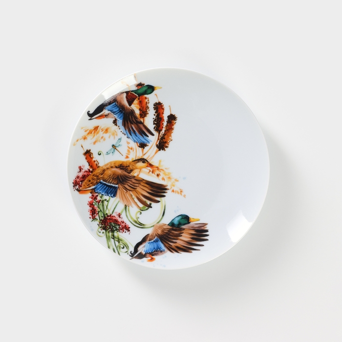 Тарелка фарфоровая «Сезон охоты», d=17,5 см, рисунок микс, цвет белый