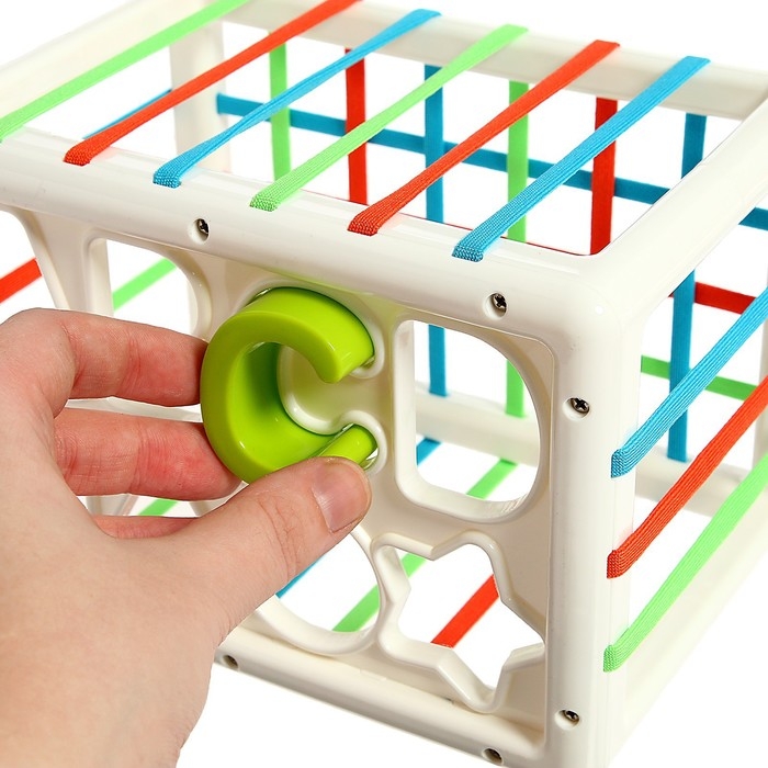 Развивающий сортер «Буквы и фигуры» Развивающий сортер «Буквы и фигуры»