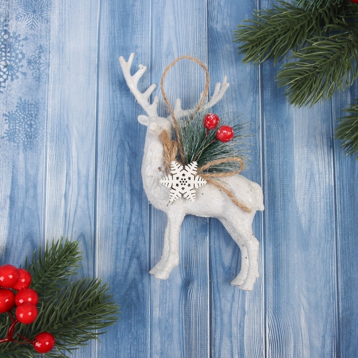 Украшение ёлочное Украшение ёлочное "Олень с декором" 14х8 см, белый
