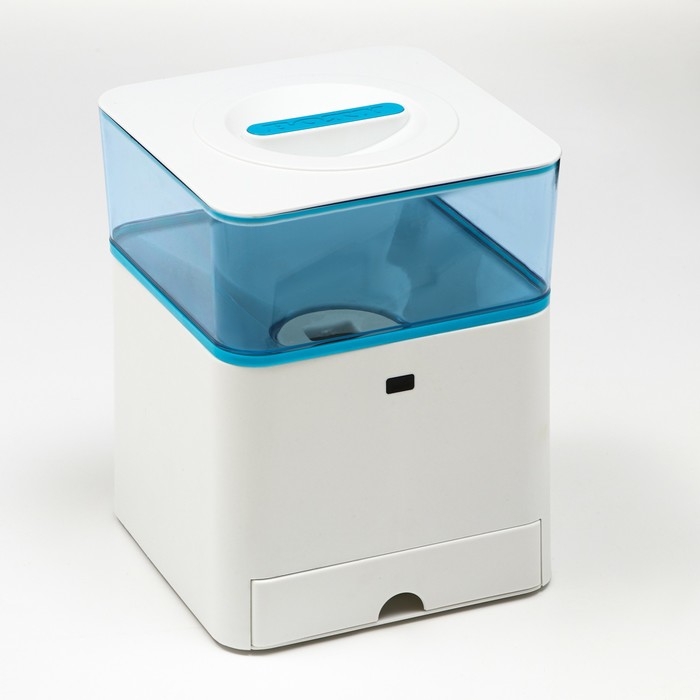 Умная автокормушка, контейнер 4,5 л, функция записи голоса, с функцией управления с пульта Умная автокормушка, контейнер 4,5 л, функция записи голоса, с функцией управления с пульта