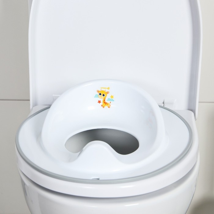 Детская накладка - сиденье на унитаз, цвет МИКС Детская накладка - сиденье на унитаз, цвет МИКС