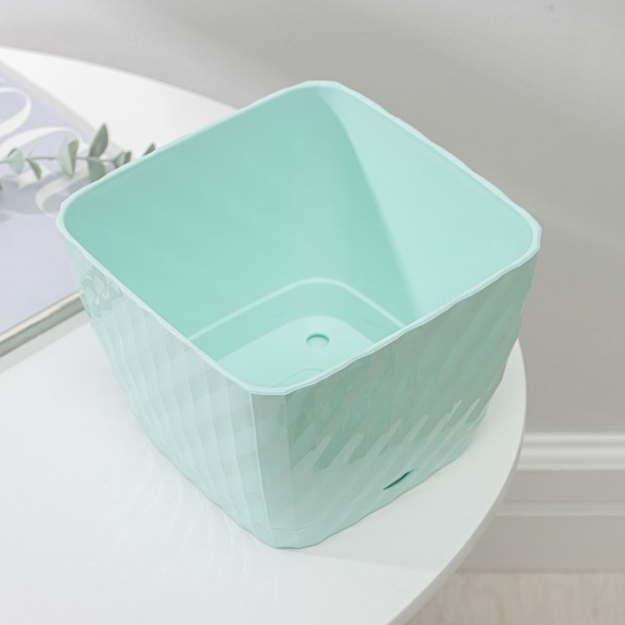 Горшок для цветов с поддоном «Классика», 2 л, пластиковый, цвет мятный Горшок для цветов с поддоном «Классика», 2 л, пластиковый, цвет мятный