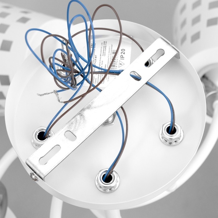 Люстра Люстра "Дана" 5х60Вт Е27 Белый 48х48х28см