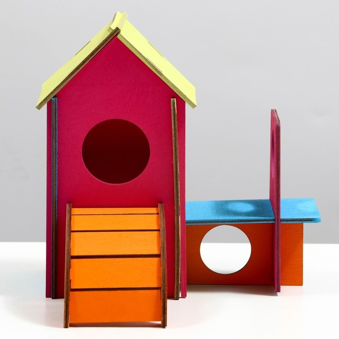 Домик для грызунов с лесенкой 25 х 22 х 22 см Домик для грызунов с лесенкой 25 х 22 х 22 см