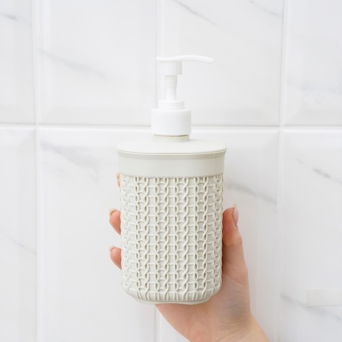 Дозатор для мыла «Вязание», 500 мл, цвет белый ротанг Дозатор для мыла «Вязание», 500 мл, цвет белый ротанг