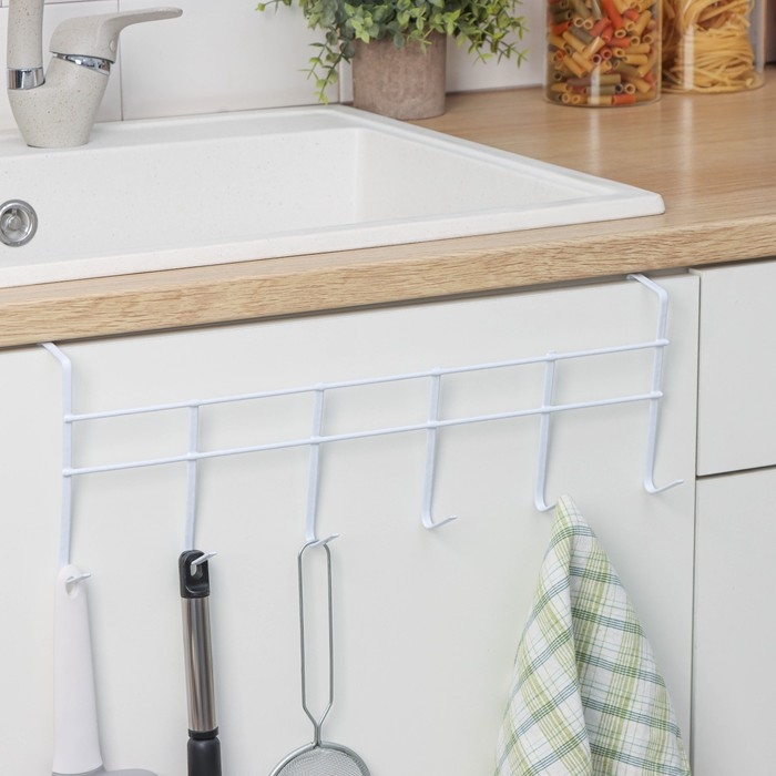 Вешалка на дверь на 6 крючков Доляна «Моно», 44×9×15 см, цвет белый Вешалка на дверь на 6 крючков Доляна «Моно», 44×9×15 см, цвет белый