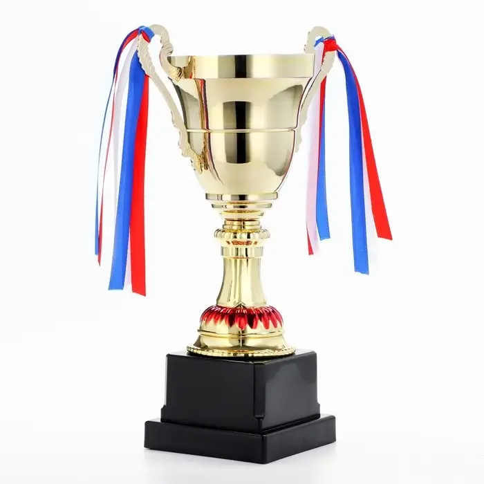 Кубок 185В, наградная фигура, золото, триколор, подставка пластик, 26 × 16 × 8,5 см. Кубок 185В, наградная фигура, золото, триколор, подставка пластик, 26 × 16 × 8,5 см.