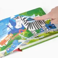 Тактильная книжка "Дружный зоопарк", Синий трактор Тактильная книжка "Дружный зоопарк", Синий трактор