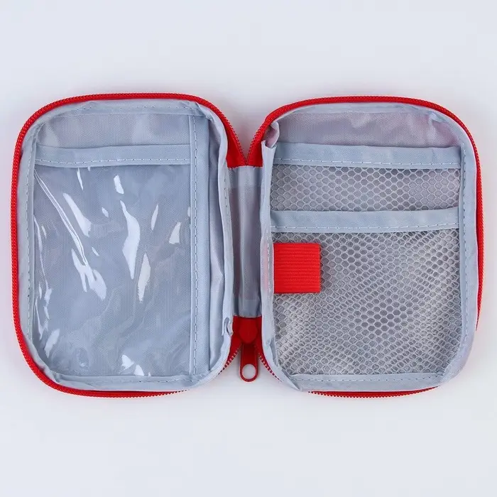 Аптечка дорожная, 15.6х11.6 см, красный Аптечка дорожная, 15.6х11.6 см, красный