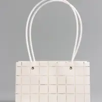 Сумка для цветов влагостойкая, белая, 22x10.5x13.5±5% см Сумка для цветов влагостойкая, белая, 22x10.5x13.5±5% см