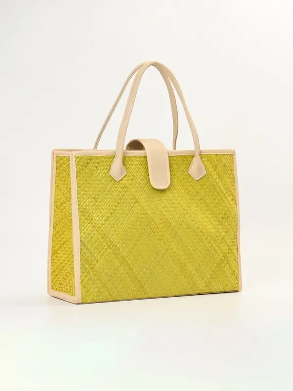 Сумка плетёная на застёжке из пандана, 41&times;16&times;50 см, жёлто-белая