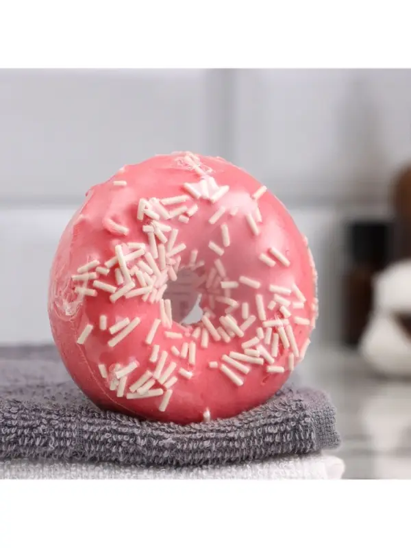 Бомбочка для ванн Бомбочка для ванн "красный пончик с кокосовой посыпкой" 85 г