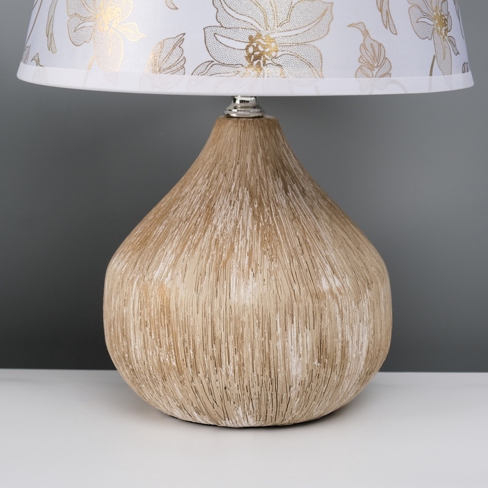 Настольная лампа с абажуром RISALUX «Селано», Е14, 40 Вт, золото, 22.5×22.5×33 см Настольная лампа с абажуром RISALUX «Селано», Е14, 40 Вт, золото, 22.5×22.5×33 см