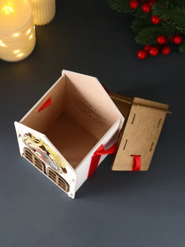 Шкатулка "Новогодний домик" с магнитом, 13,5х11,5х21 см, белый