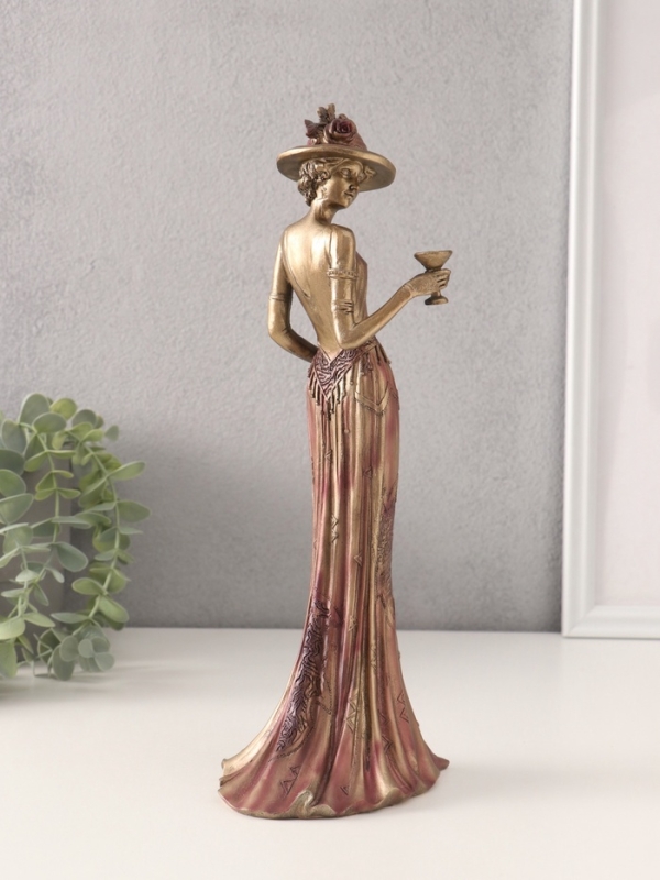 Сувенир полистоун Сувенир полистоун "Девушка в платье 20-30-х годов с бокалом" 12,5х9,5х31,5 см