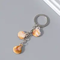 Брелок пластик "Ракушки Гребешок" 3 ракушки 2,4х1,8х7 см