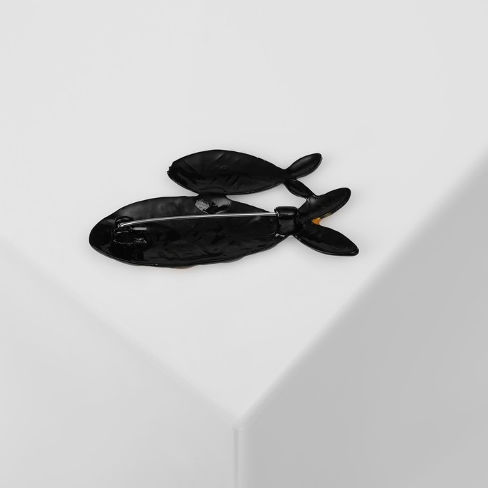 Брошь «Рыбы», цветная в чёрном металле Брошь «Рыбы», цветная в чёрном металле