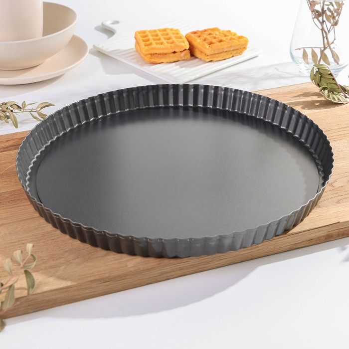 Форма для выпечки Доляна &laquo;Жаклин&raquo;, d=32 см, съёмнное дно, антипригарное покрытие, цвет чёрный