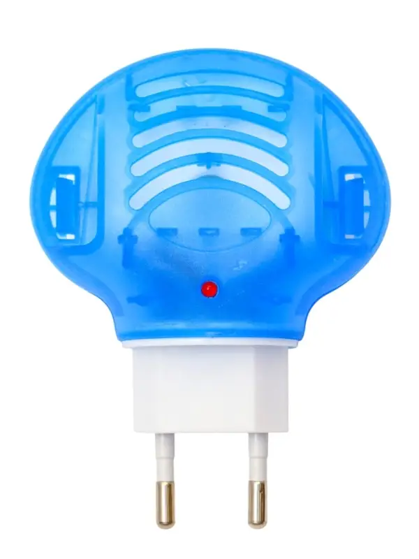 Комплект от комаров SAFEX KIDS (фумигатор+жидкость+пластины), 1 шт. Комплект от комаров SAFEX KIDS (фумигатор+жидкость+пластины), 1 шт.