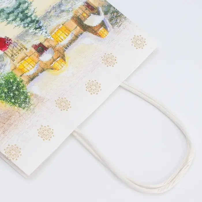 Пакет бумажный подарочный новогодний крафт «Детство» 18×8×25 см Пакет бумажный подарочный новогодний крафт «Детство» 18×8×25 см