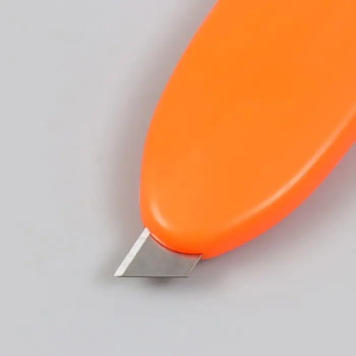 Брелок для ключей на кольце «Ракета», канцелярский нож, пластик, 3×6 см, МИКС Брелок для ключей на кольце «Ракета», канцелярский нож, пластик, 3×6 см, МИКС