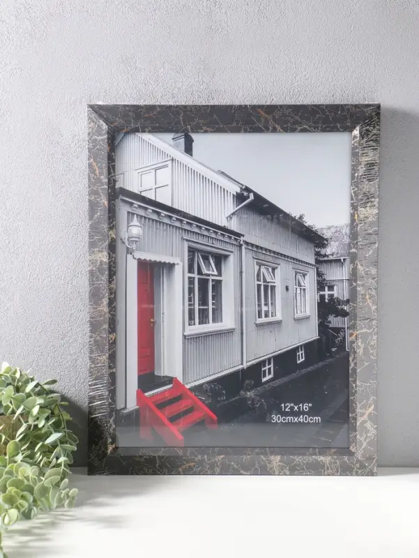 Фоторамка пластик 30х40 см "Гедеон" чёрный с золотом 47х37х2 см