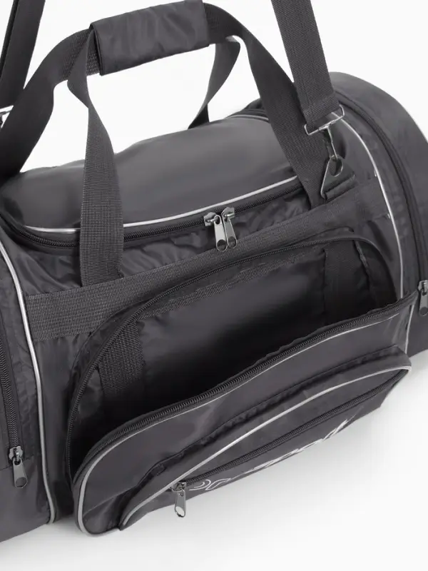 Сумка дорожная на молнии, 4 наружных кармана, длинный ремень, цвет серый Сумка дорожная на молнии, 4 наружных кармана, длинный ремень, цвет серый