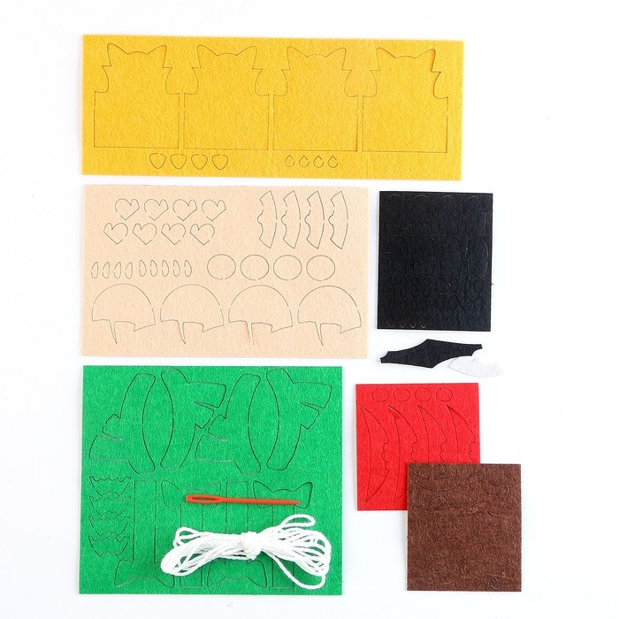 Гирлянда из фетра своими руками на новый год «Дед мороз и друзья», набор для творчества Гирлянда из фетра своими руками на новый год «Дед мороз и друзья», набор для творчества