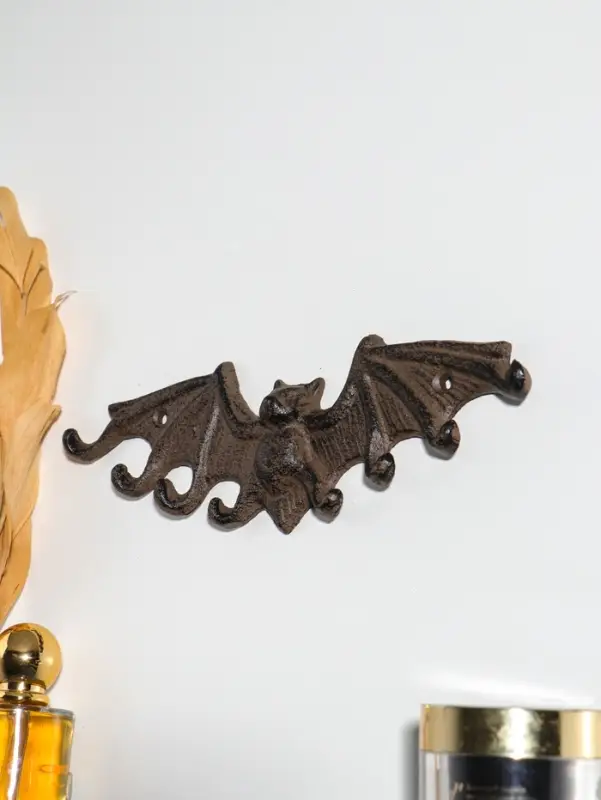 Крючки настенные &laquo;Летучая мышь&raquo;, ключница декоративная, чугун, 24.2&times;7.5&times;1.6