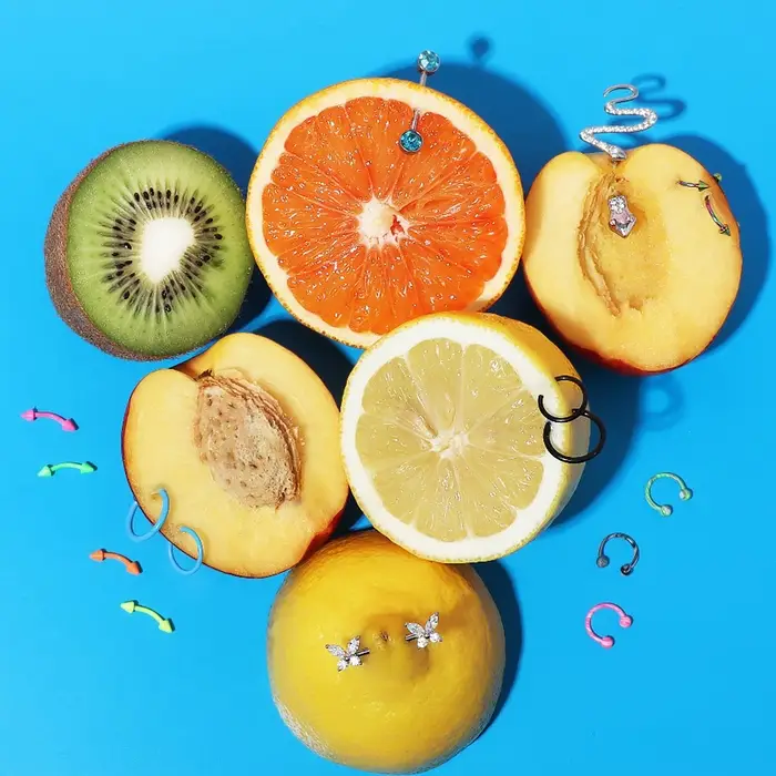 Пирсинг в бровь «Шарики» дуо круг, d=0.8 см, МИКС (фасовка 20 шт.) Пирсинг в бровь «Шарики» дуо круг, d=0.8 см, МИКС (фасовка 20 шт.)