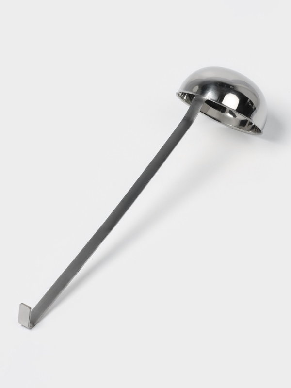 Половник цельнотянутый Hanna Knövell, 750 мл, d=14 см, h=44 см, толщина 3 мм, нержавеющая сталь Половник цельнотянутый Hanna Knövell, 750 мл, d=14 см, h=44 см, толщина 3 мм, нержавеющая сталь