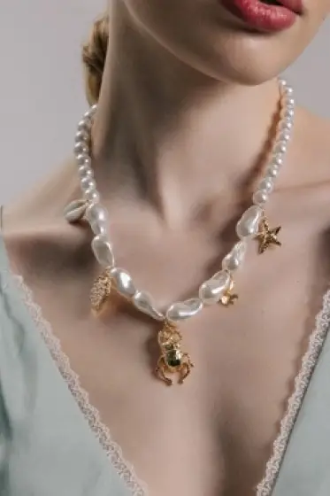 Бусы &laquo;Жемчуг. Скарабей&raquo;, 40 см, №10, белые в золоте