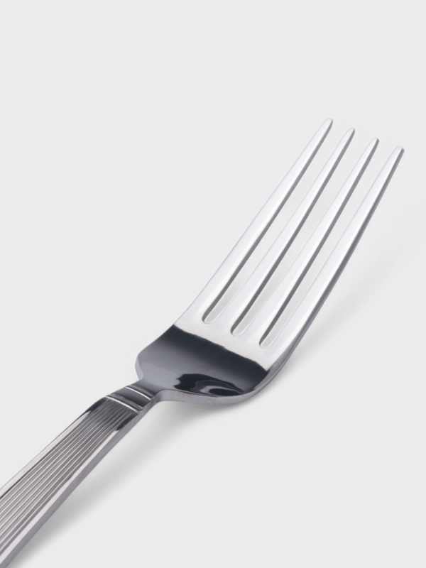 Вилка столовая Hanna Knövell Asnen, 20.6 см, толщина 3 мм, нержавеющая сталь, серебристая Вилка столовая Hanna Knövell Asnen, 20.6 см, толщина 3 мм, нержавеющая сталь, серебристая