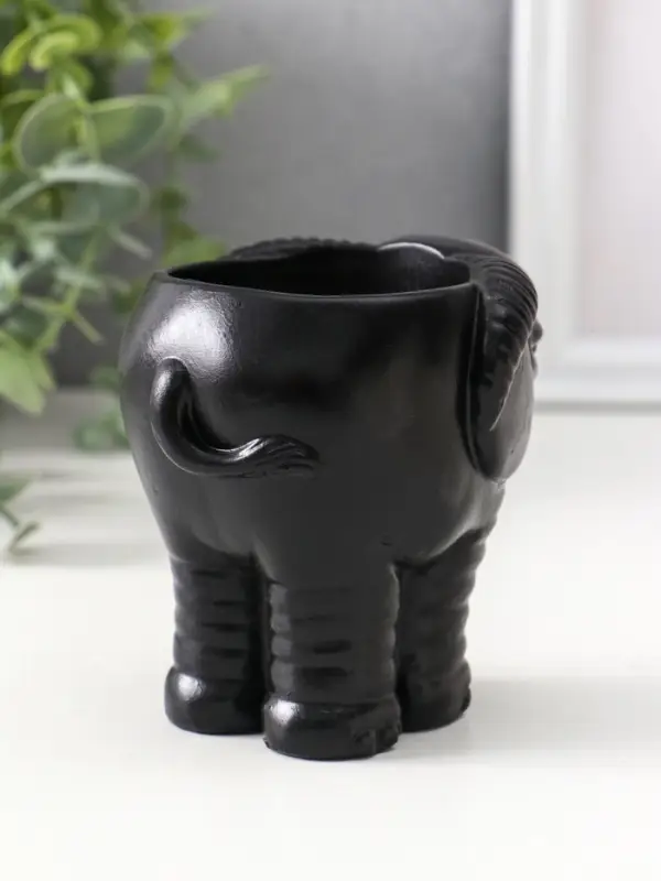 Подставка для мелочей «Слон», 8×9.5×8.5 см, чёрная