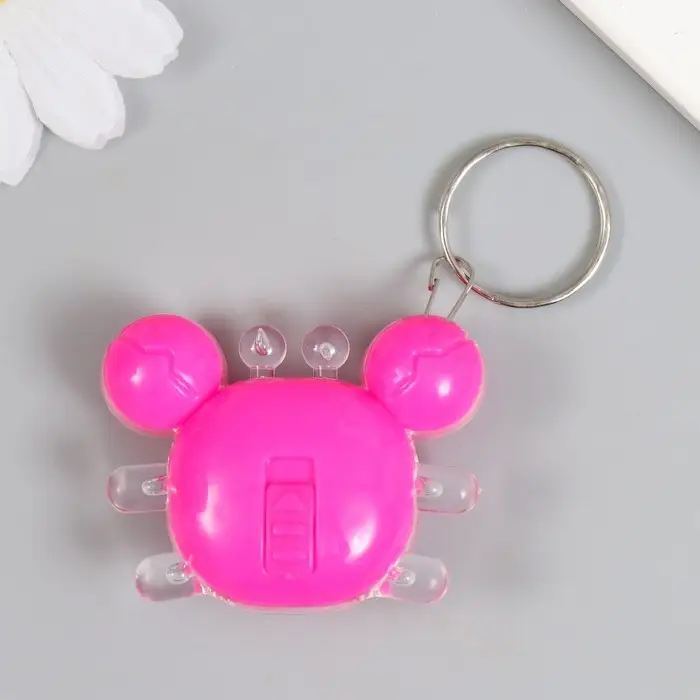 Фонарик брелок для ключей на кольце «Крабик», мигает, 4.5×4 см, МИКС Фонарик брелок для ключей на кольце «Крабик», мигает, 4.5×4 см, МИКС