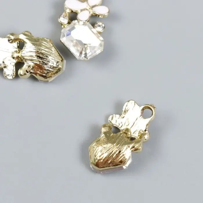 Декор для творчества металл, эмаль, стразы "Бабочка белая на кристалле" золото 1,4х2,1 см