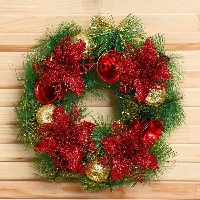 Венок новогодний d-25 см Венок новогодний d-25 см "Красные цветы и колокольчики" микс