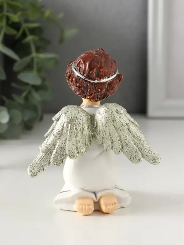 Сувенир полистоун "Ангелочек в бежевом, ободок в волосах со звездой" 9х7,5х8 см