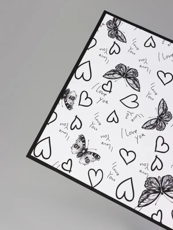 Плёнка флористическая для цветов &laquo;Бабочки и сердца&raquo;, белый с чёрным, 57&times;57 см