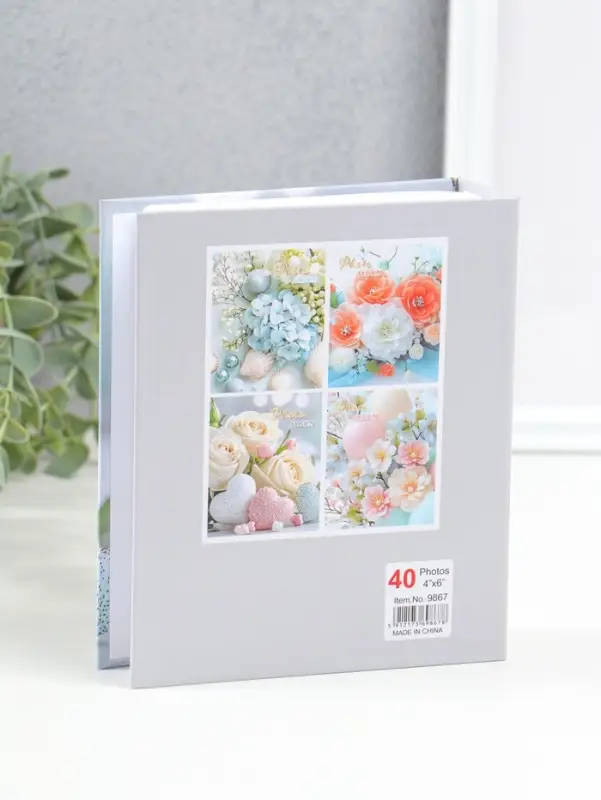 Фотоальбом на 40 фото 10х15 см "Белые розы и сердечки в посыпке" в коробке 4,5х14х17 см