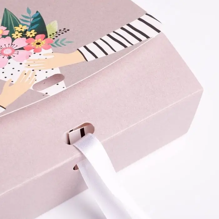 Коробка подарочная складная, упаковка, «Любимой маме», 16.5 х 12 х 5 см, БЕЗ ЛЕНТЫ Коробка подарочная складная, упаковка, «Любимой маме», 16.5 х 12 х 5 см, БЕЗ ЛЕНТЫ