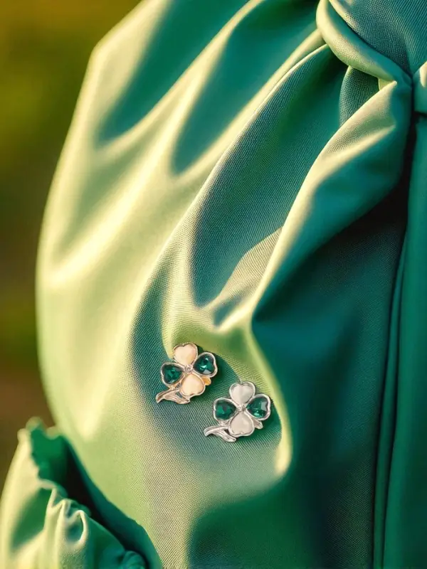 Брошь &laquo;Клевер&raquo;, кошачий глаз, МИКС