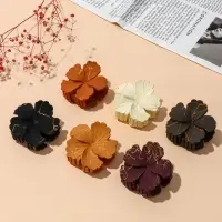 Краб для волос "Артемида" цветок, 7,5х7,5 см, матовый, микс