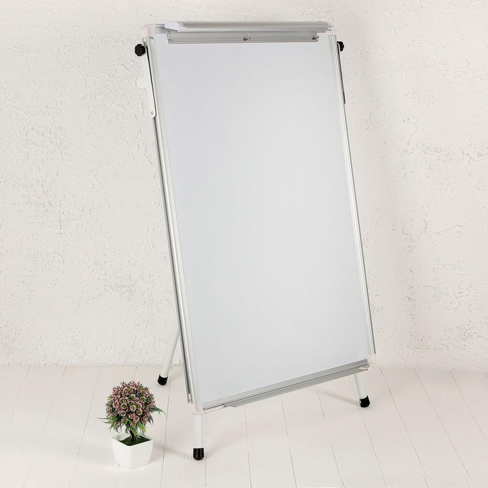 Флипчарт-магнитно-маркерная доска, регулируется по высоте, размер доски — 70 × 100 см Флипчарт-магнитно-маркерная доска, регулируется по высоте, размер доски — 70 × 100 см