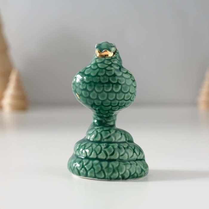 Сувенир керамика Сувенир керамика "Зелёная кобра в короне" с золотом 4х4,5х7,5 см